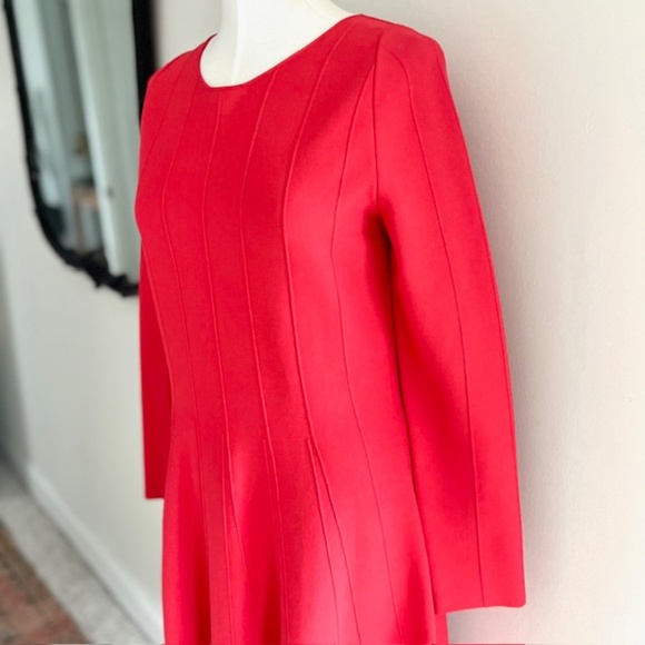 Giorgio Armani Black Label  Red Knit Dress Size 46 - Picture 2 of 7